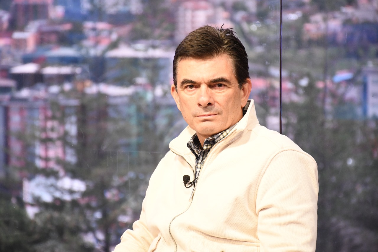 Rodrigo Paz Pereira en Piedra, Papel y Tinta.