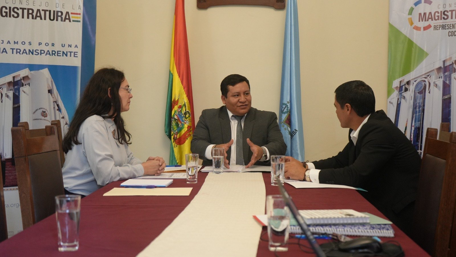 Sala Plena del Consejo de la Magistratura sesiona en Cochabamba.