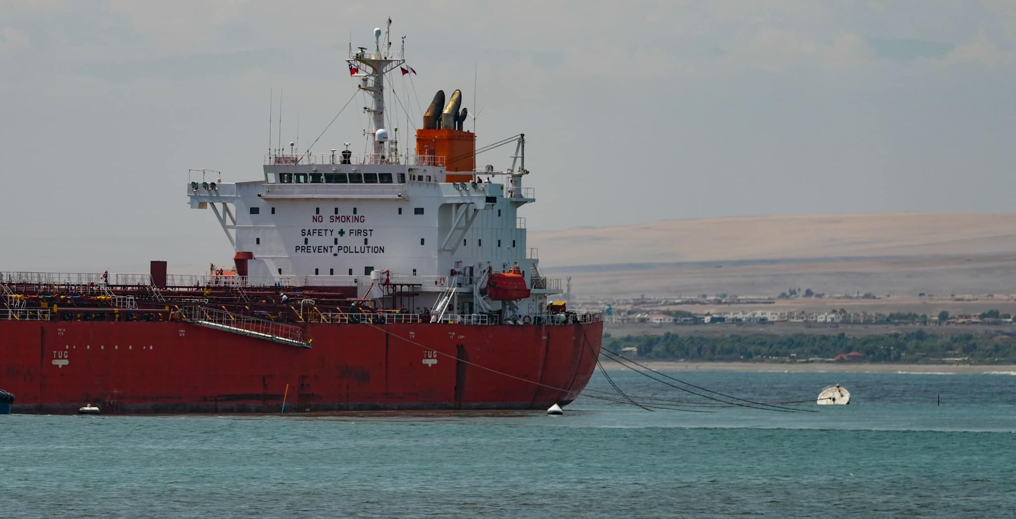 El buque Feliks, con 47 millones de litros de gasolina.
