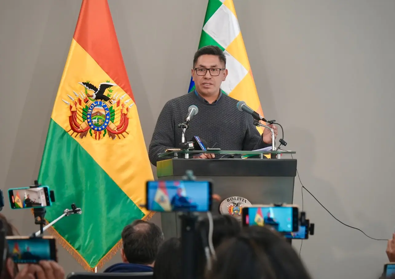 Zenón Mamani, informa sobre el nuevo fondo. Foto: Ministerio de Desarrollo Productivo.