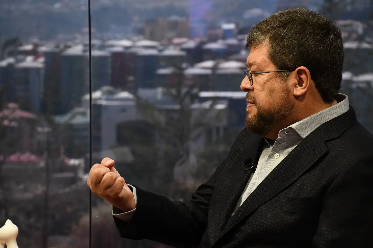 Samuel Doria Mediana en entrevista en el programa Piedra, Papel y Tinta de La Razón.