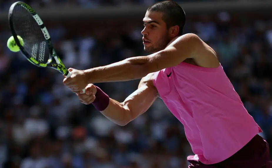 Carlos Alcaraz durante los octavos de final del US Open. (FOTO: AFP)