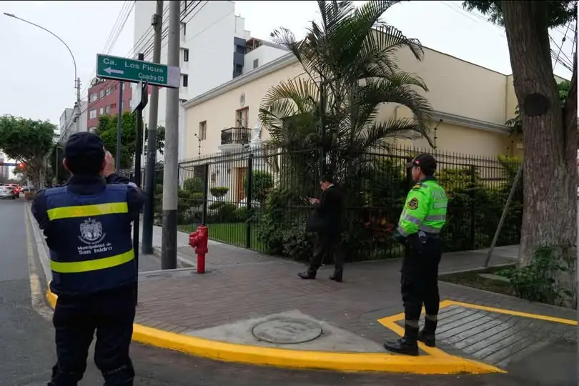 Se reforzó la vigilancia en la embajada de México en Lima/LaRepública