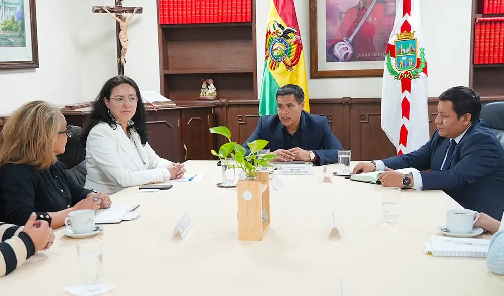 Los consejeros de la Magistratura y la asesora de Justicia del Departamento de Estado de los Estados Unidos. (Foto: Magistratura)