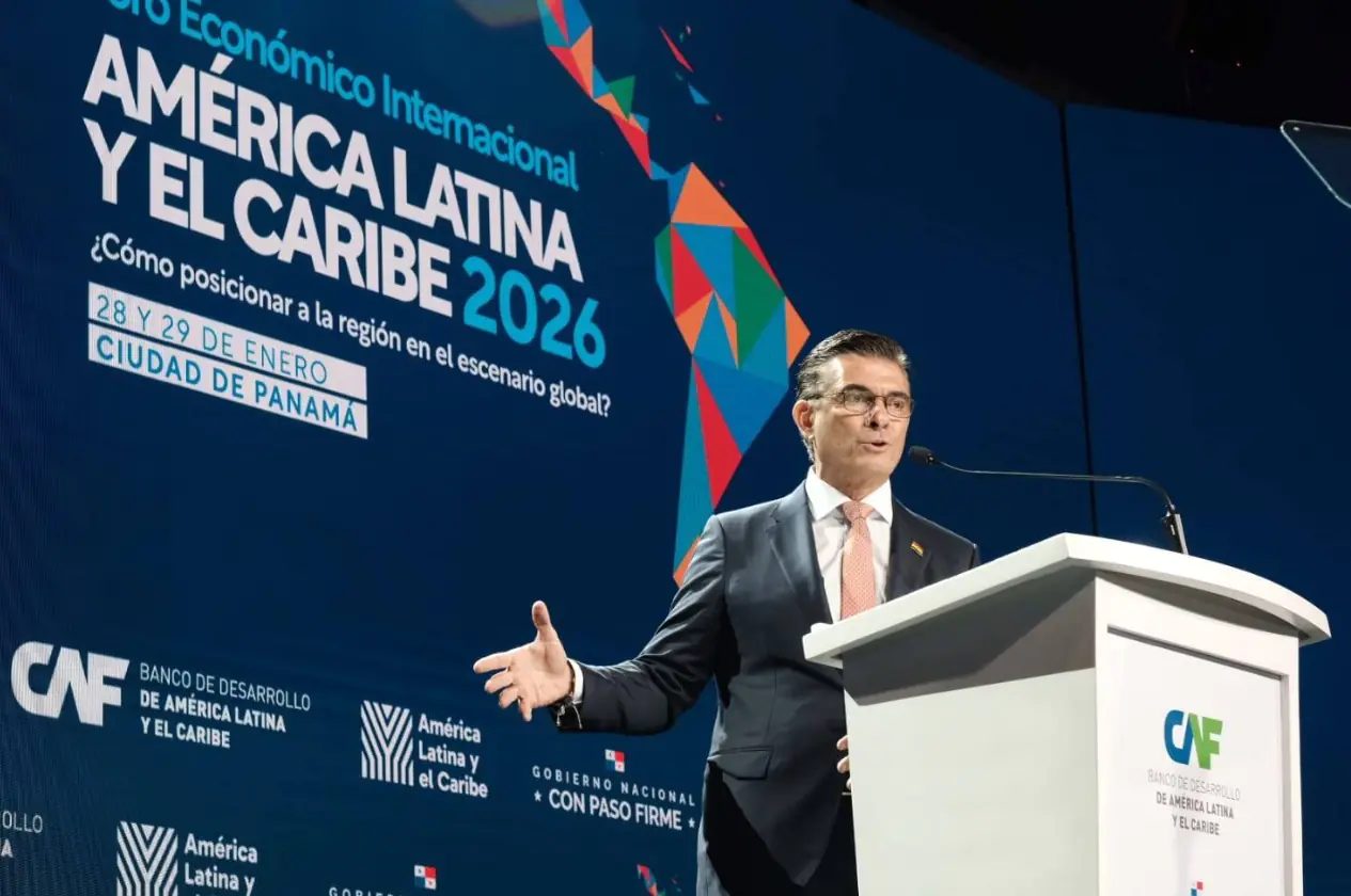 EL presidente ROdrigo Paz en el Foro de la CAF, en Panamá.
Foto: Rodrigo Paz