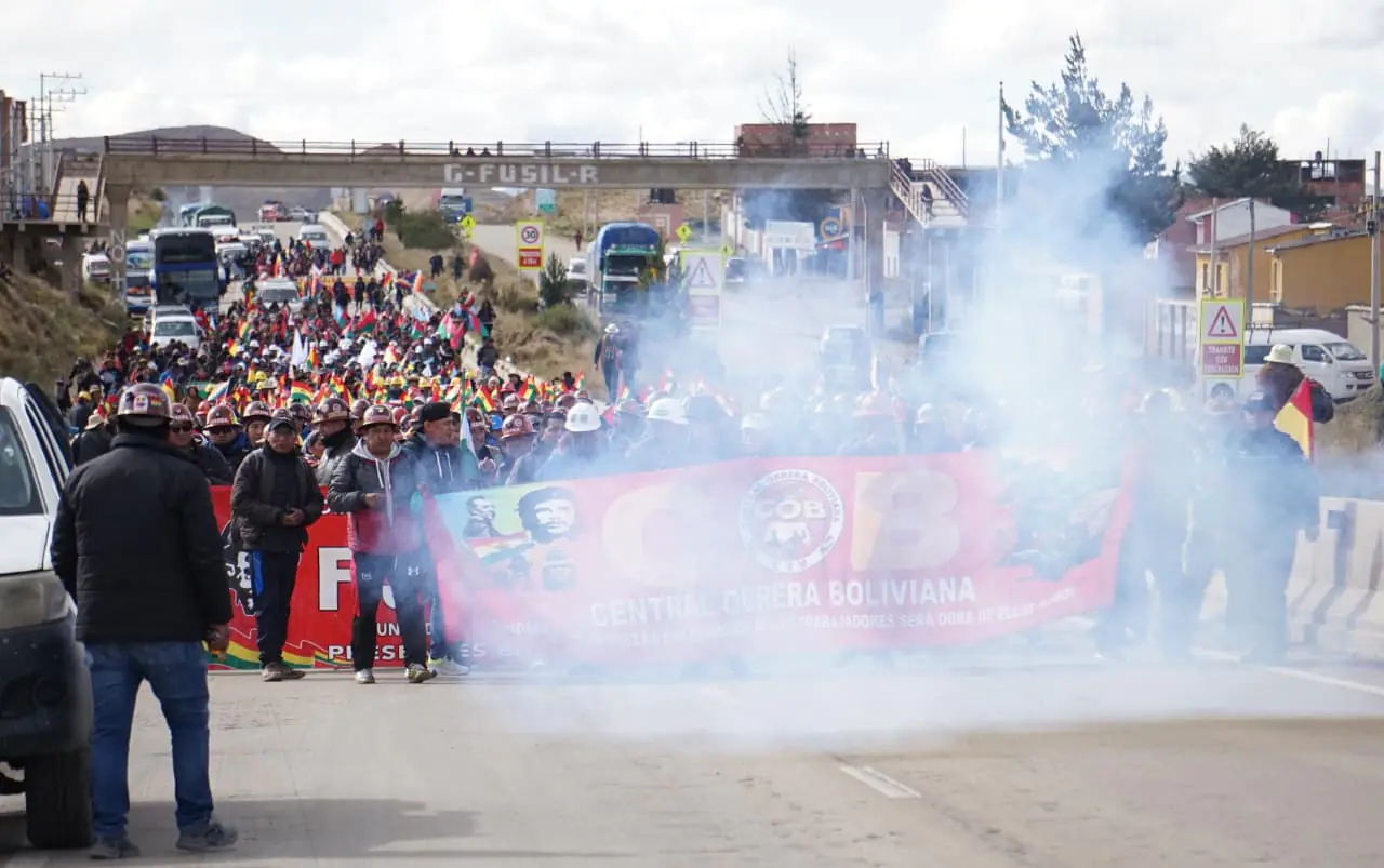 La marcha inició en Calamarca y partió hacia la ciudad de La Paz. Foto: APG.