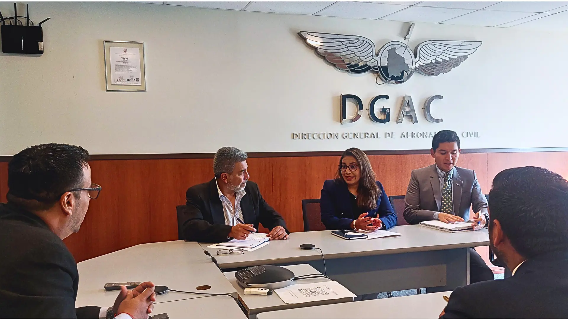 Comisión de El Salvador se reúne con la DAGC. Foto: DGAC.