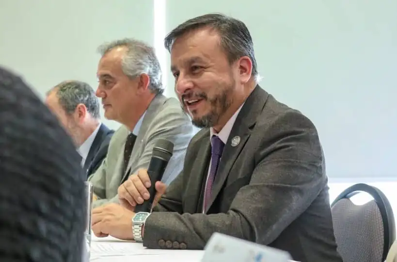 El ministro de Hidrocarburos responderá 17 preguntas/RRSS